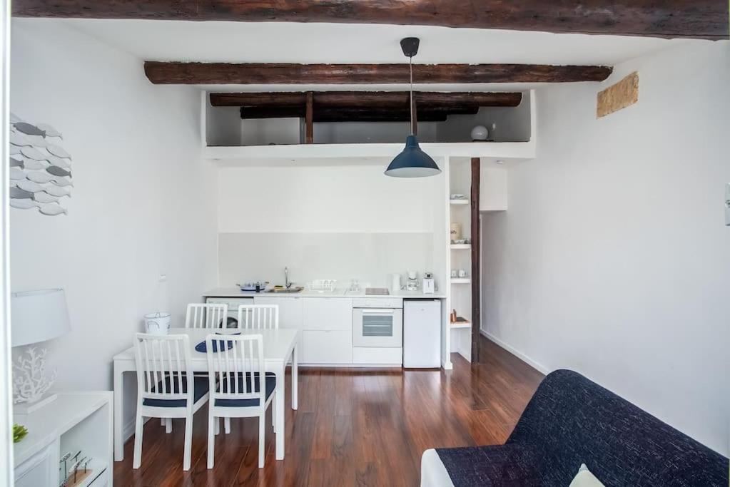Апартаменти Au Coeur Du Panier Avec Terrasse 2 A 4 Personnes Climatisation Марсель Екстер'єр фото